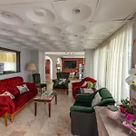 Hotel Alibabam &