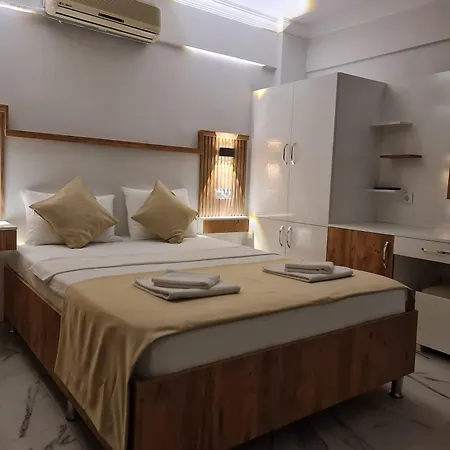 Hotel Alibabam &