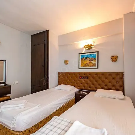 Alibabam & Hotel 2*