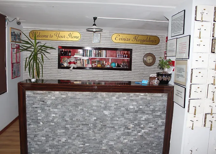 Alibabam & Hotel 2*